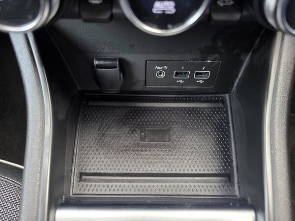 Used Renault Captur 2023 for sale - 75660382: Photo 50