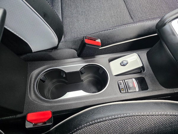 Used Renault Captur 2023 for sale - 75660382: Photo 52