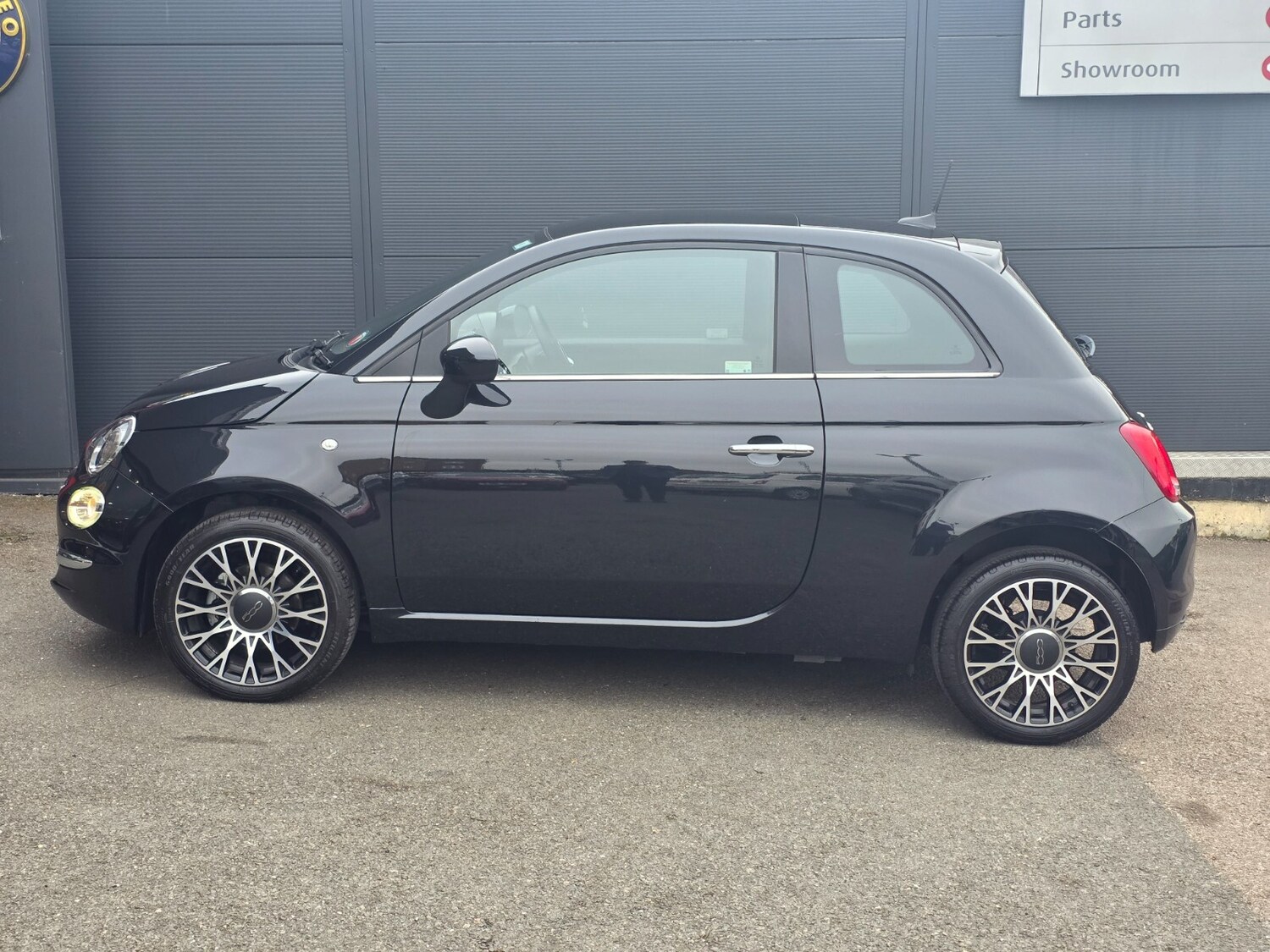 Used Fiat 500 2024 for sale - 75698653: Photo 4