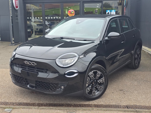 Used Fiat 600 2025 for sale - 76241769: Photo 3
