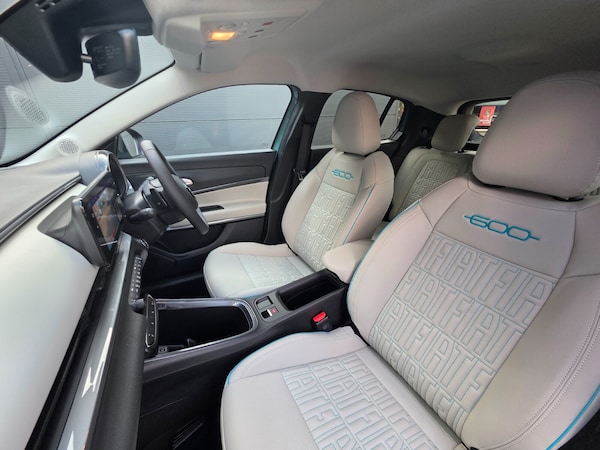Used Fiat 600 2025 for sale - 76241498: Photo 23
