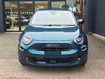 Used Fiat 600 2025 for sale - 76241498: Photo 2