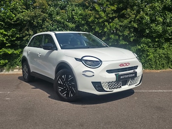 Used Fiat 600 2024 for sale - 76704503: Photo