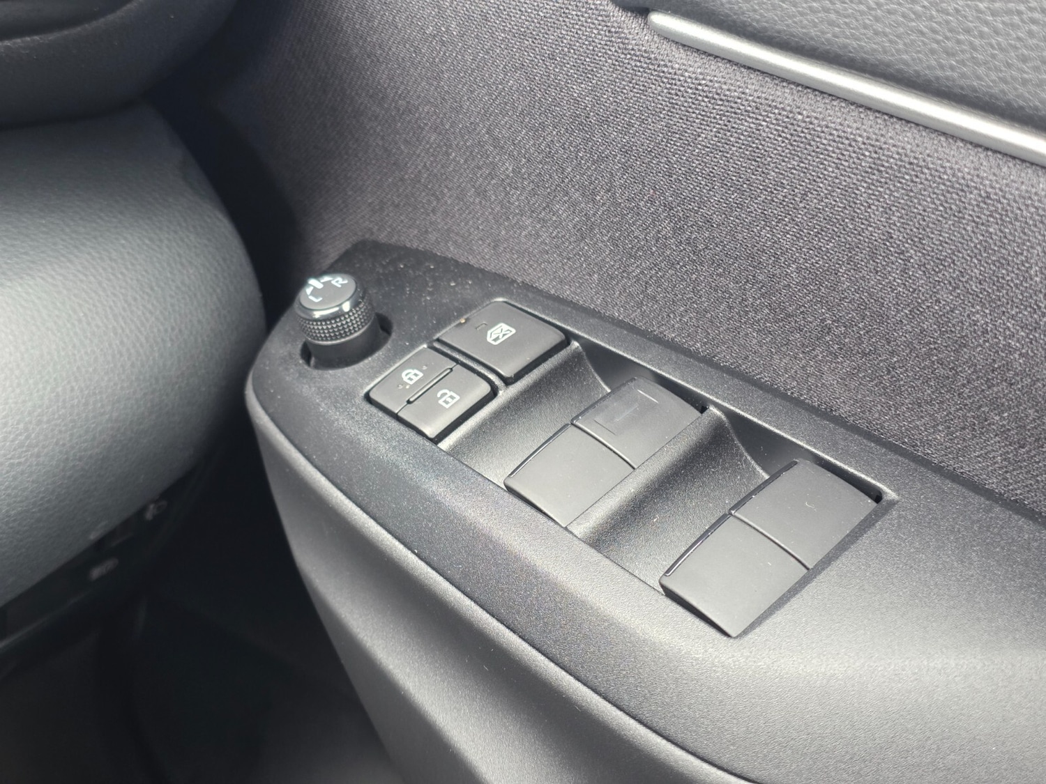 Used Toyota Yaris Cross 2026 for sale - 78074396: Photo 42