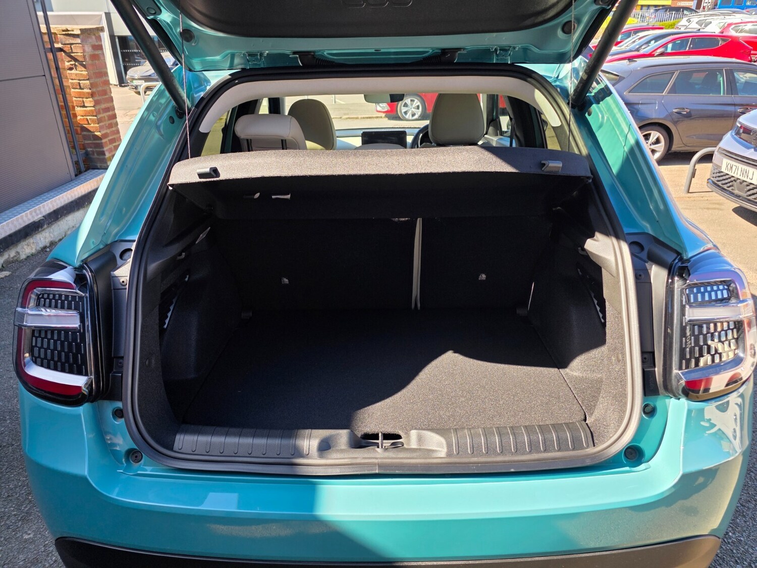 Vehicle 21