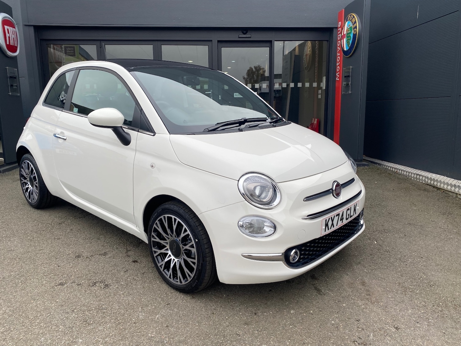 Used Fiat 500 2024 for sale - 76868792: Photo 1