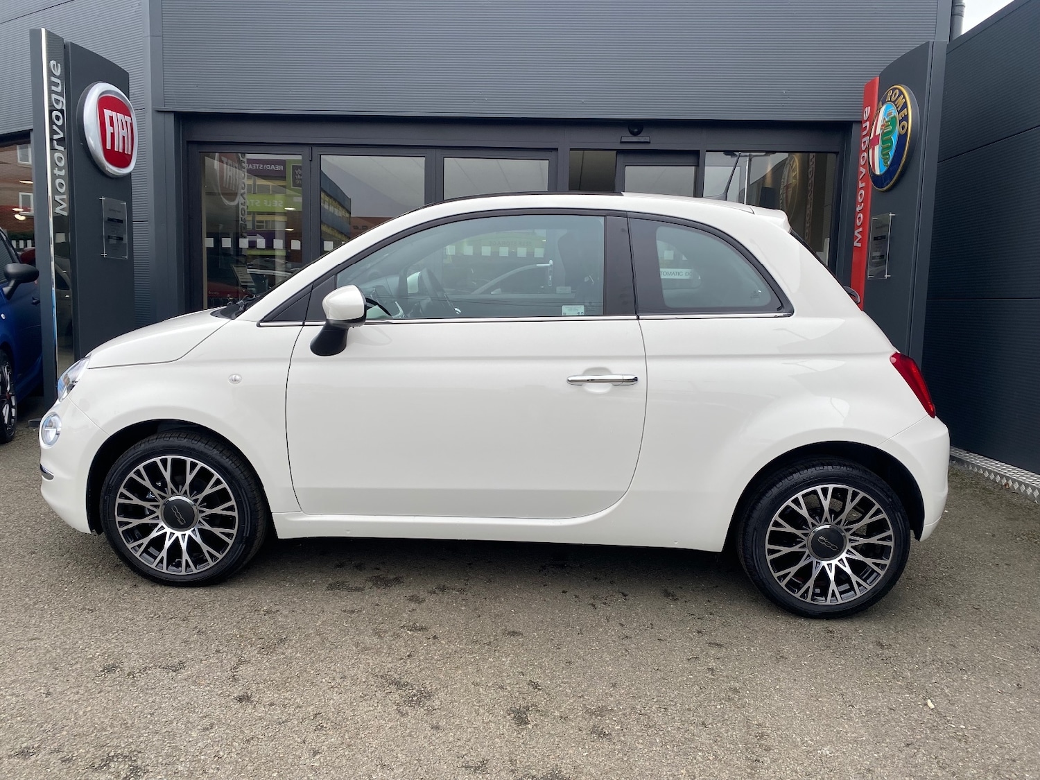 Used Fiat 500 2024 for sale - 76868792: Photo 2
