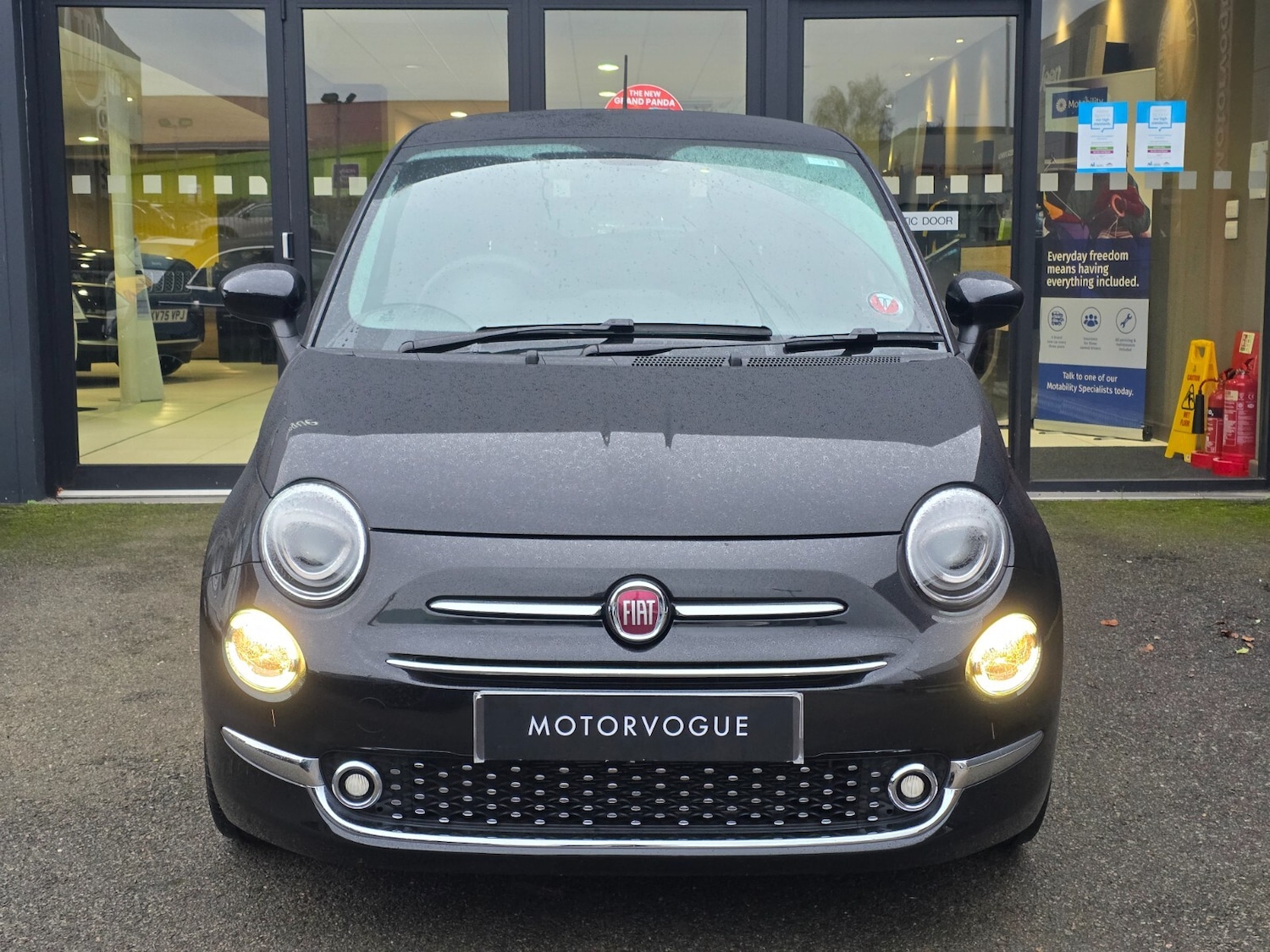 Used Fiat 500 2024 for sale - 76907883: Photo 2
