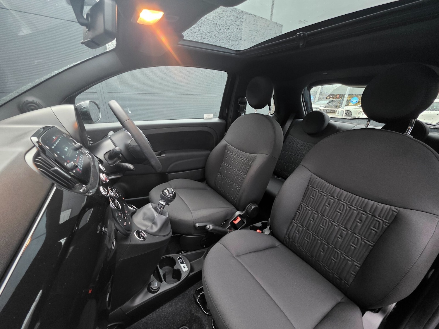 Used Fiat 500 2024 for sale - 76907883: Photo 25