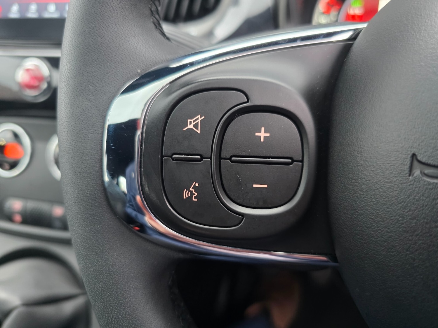 Used Fiat 500 2024 for sale - 76907883: Photo 32