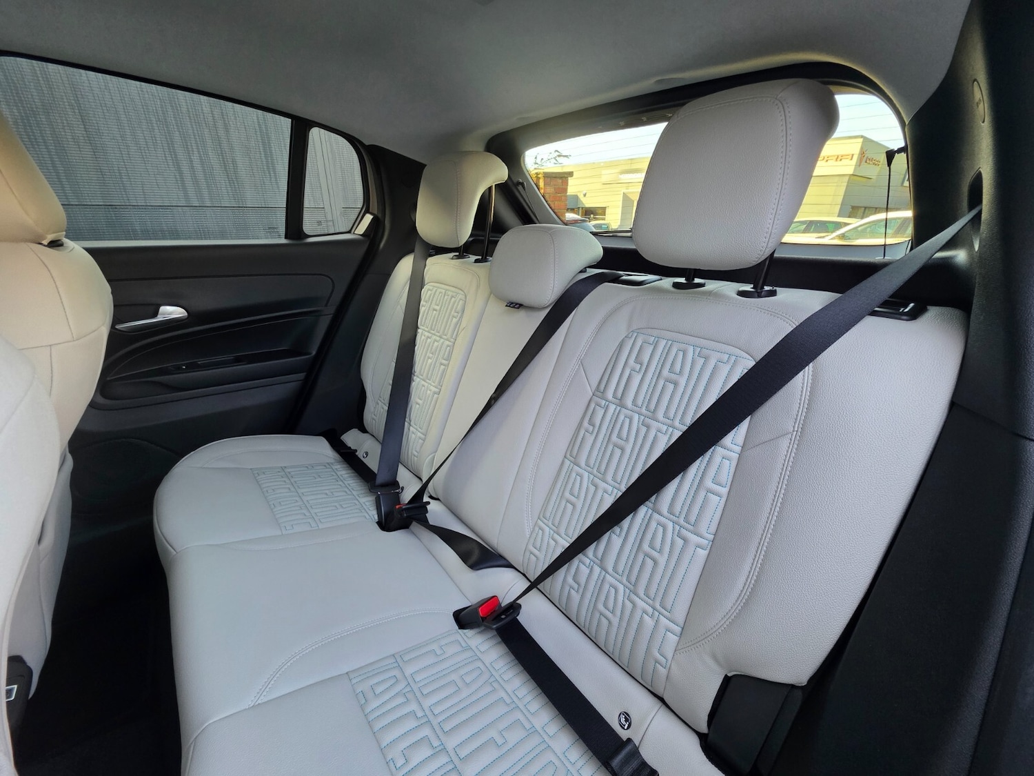 Used Fiat 600 2025 for sale - 76894639: Photo 32