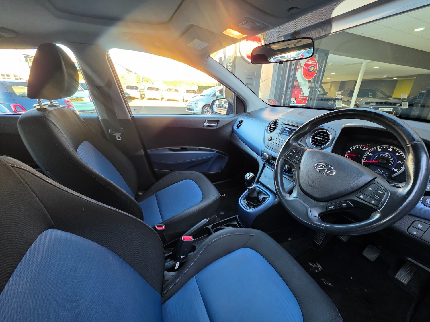 Used Hyundai i10 2015 for sale - 77726046: Photo 22