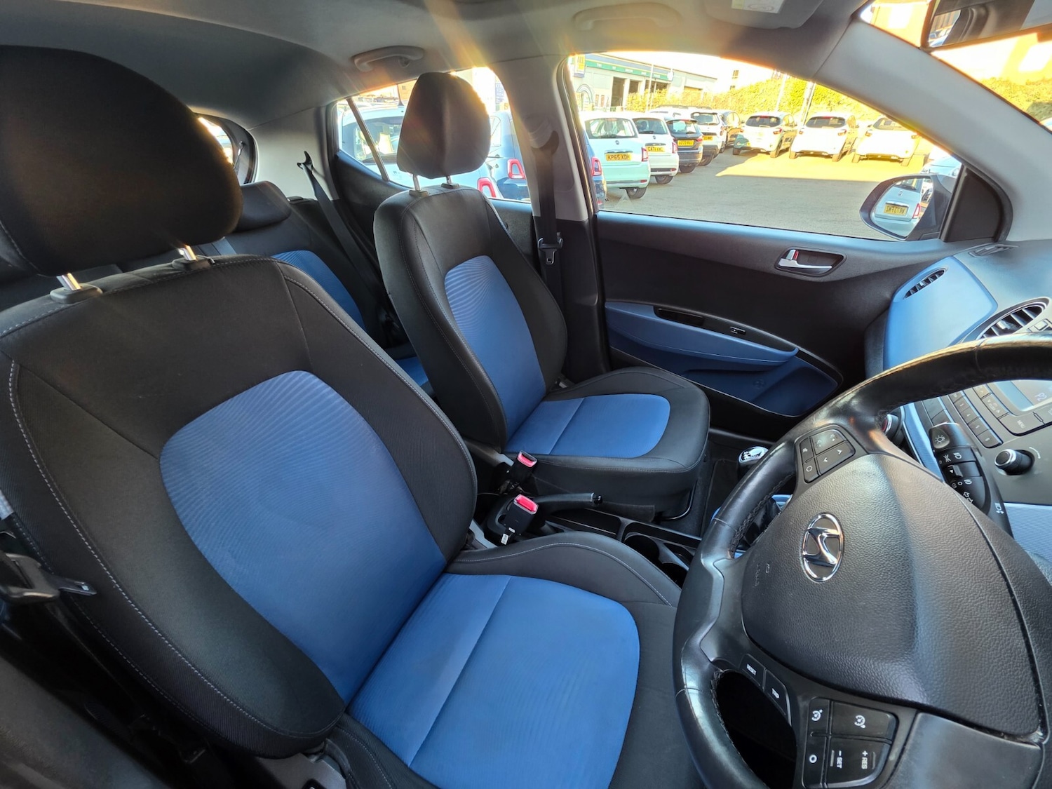 Used Hyundai i10 2015 for sale - 77726046: Photo 23