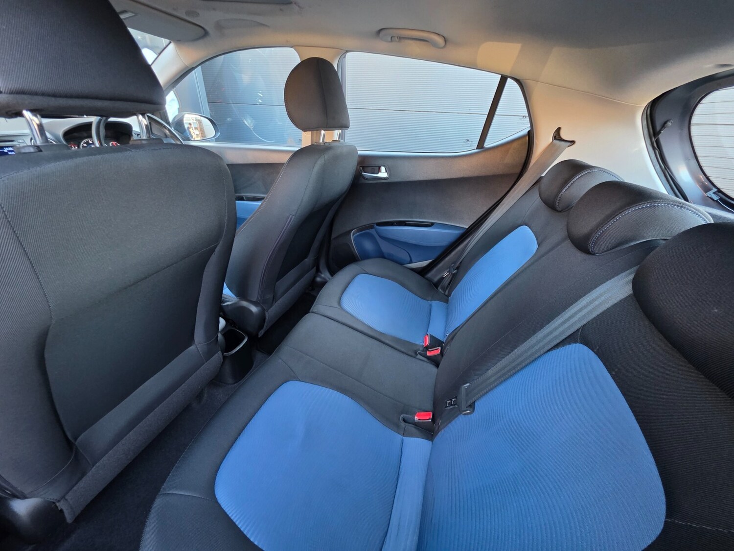 Used Hyundai i10 2015 for sale - 77726046: Photo 26