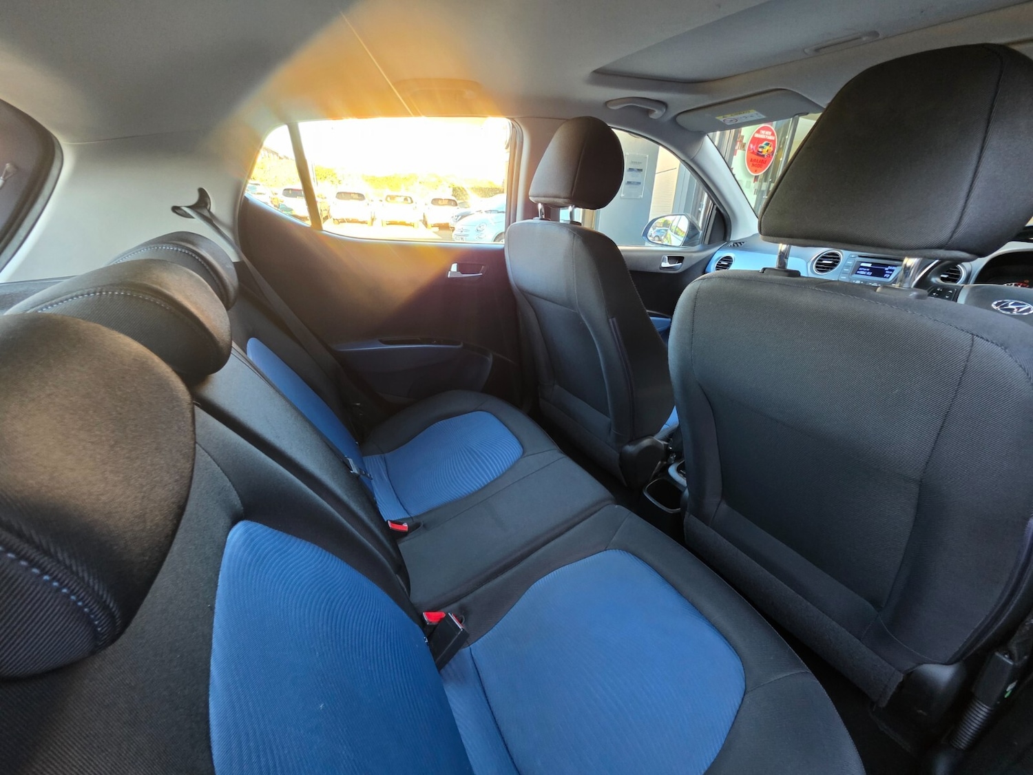 Used Hyundai i10 2015 for sale - 77726046: Photo 28