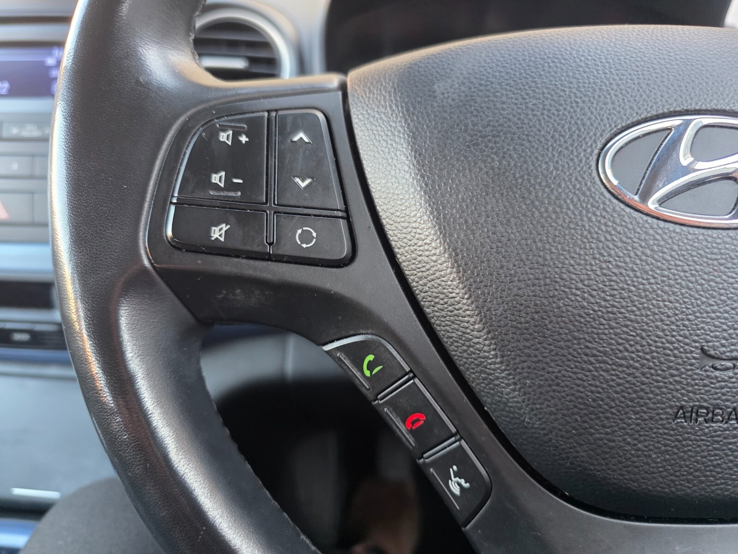 Used Hyundai i10 2015 for sale - 77726046: Photo 34