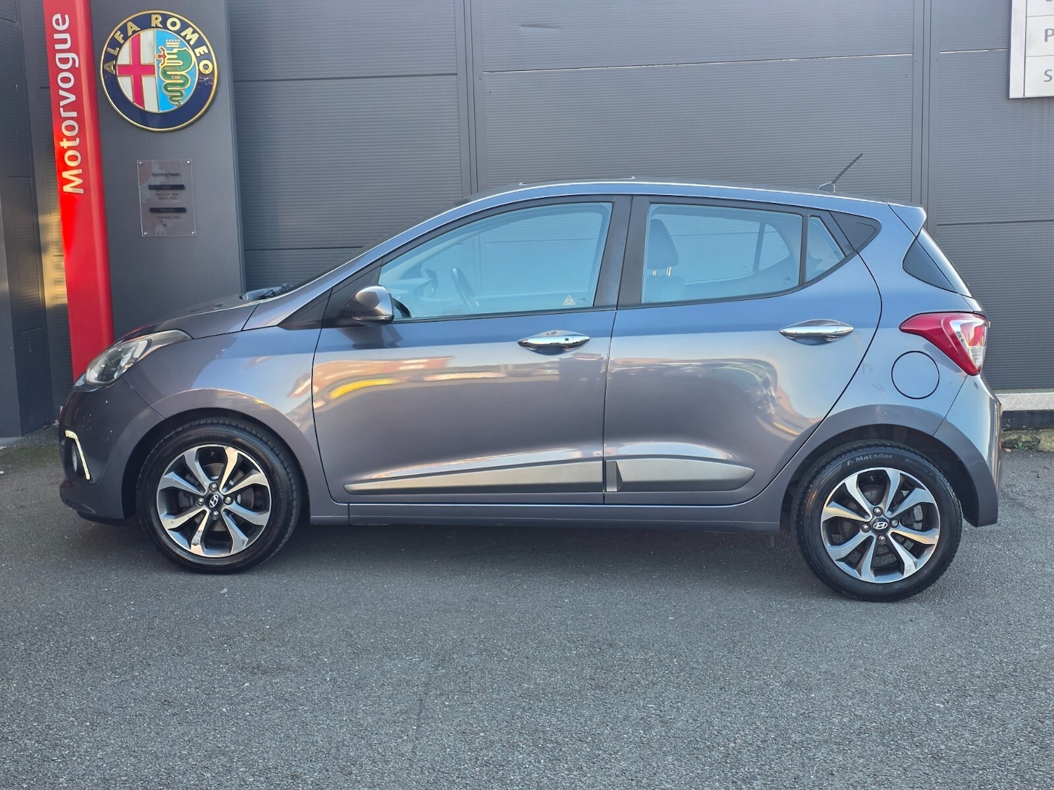 Used Hyundai i10 2015 for sale - 77726046: Photo 4