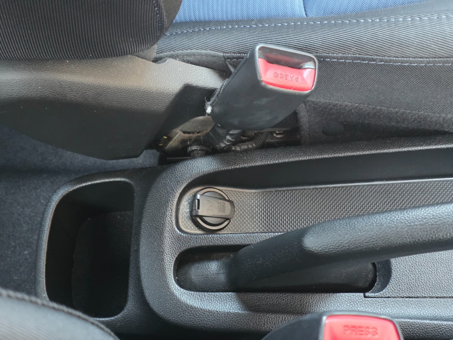 Used Hyundai i10 2015 for sale - 77726046: Photo 46