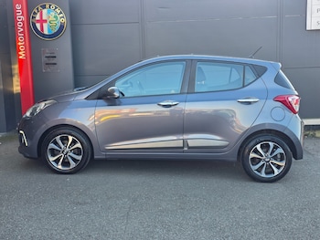 Used Hyundai i10 2015 for sale - 77726046: Photo