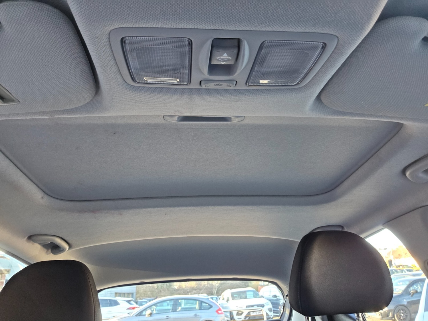 Used Hyundai i10 2015 for sale - 77726046: Photo 53