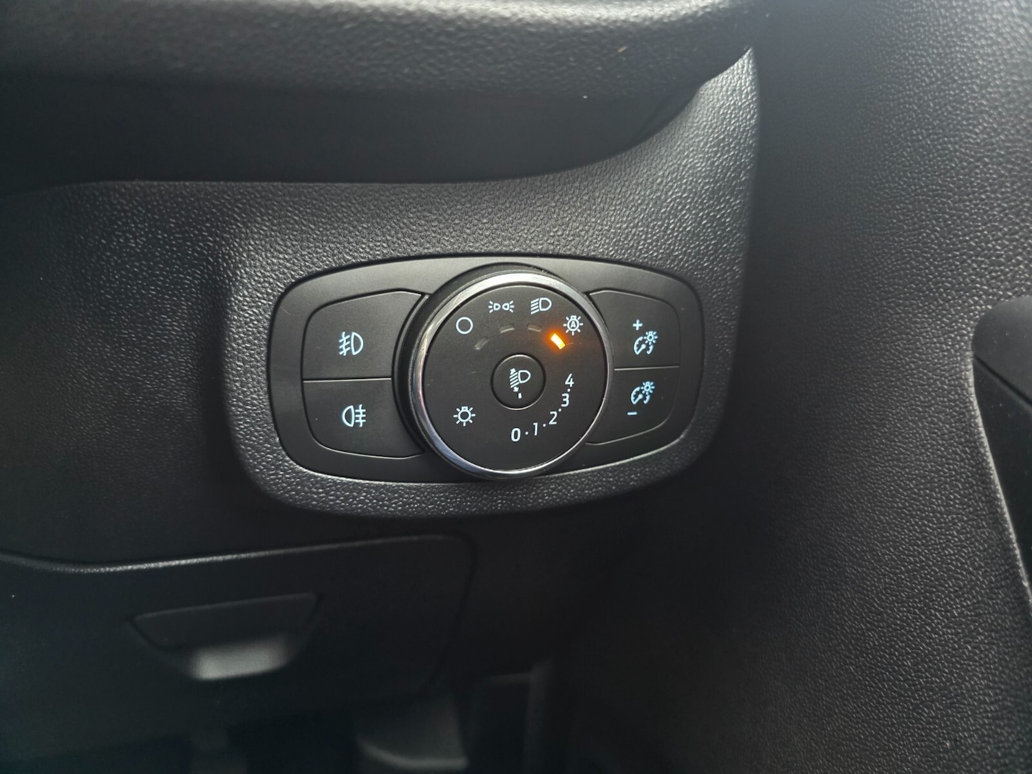 Used Ford Fiesta 2023 for sale - 77442637: Photo 40