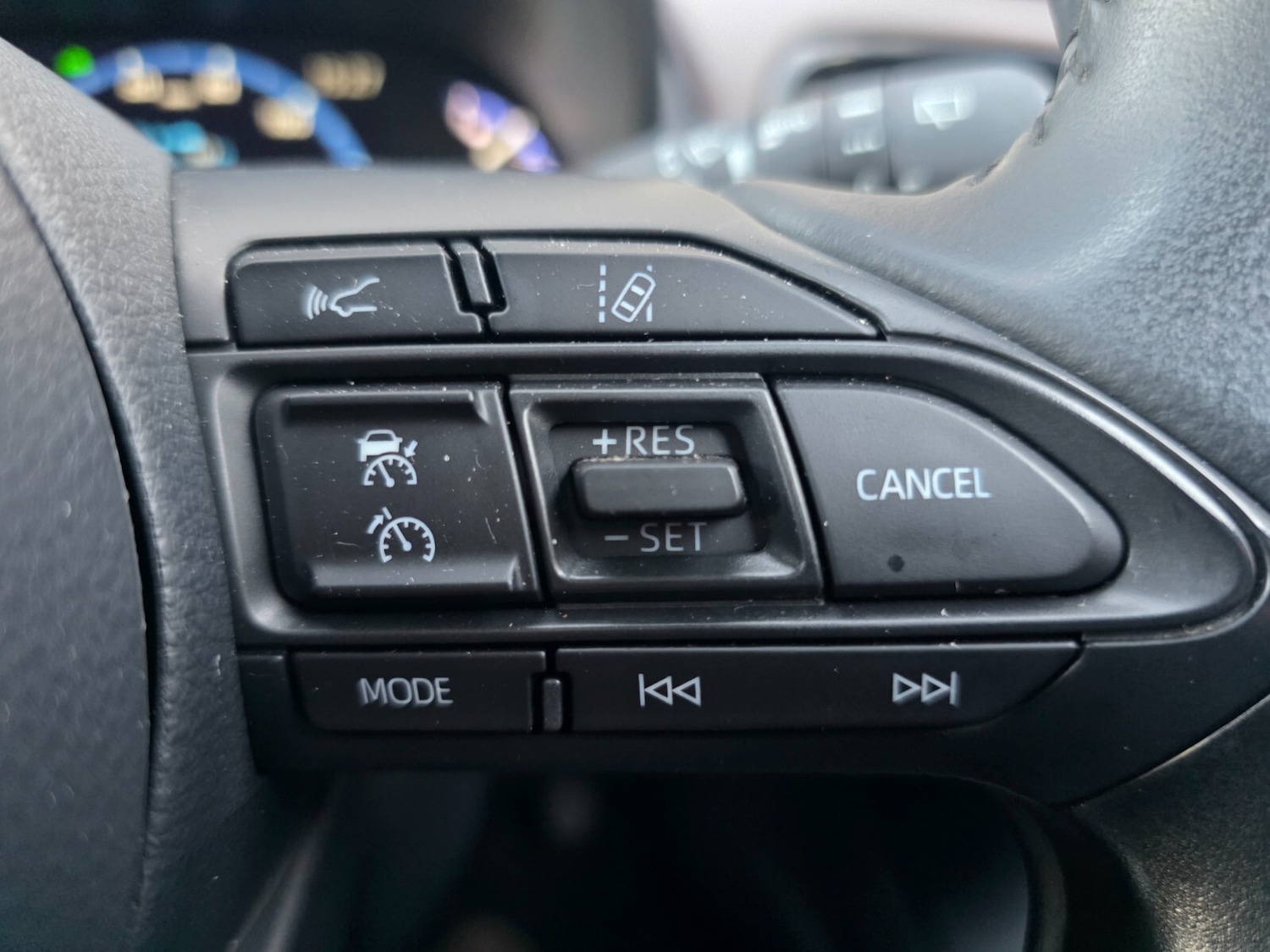 Used Toyota Yaris Cross 2023 for sale - 76587090: Photo 53