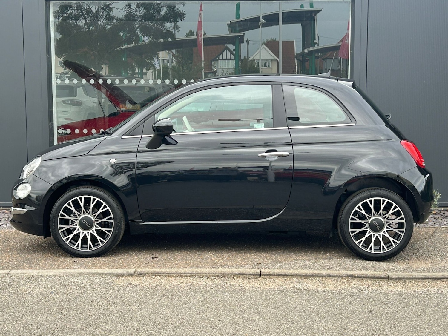 Used Fiat 500 2024 for sale - 76788380: Photo 4