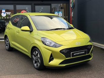 2025 - 1.0 [63] Advance 5dr [Nav]