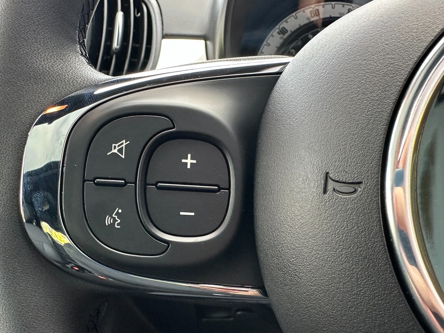 Used Fiat 500 2023 for sale - 76868845: Photo 25