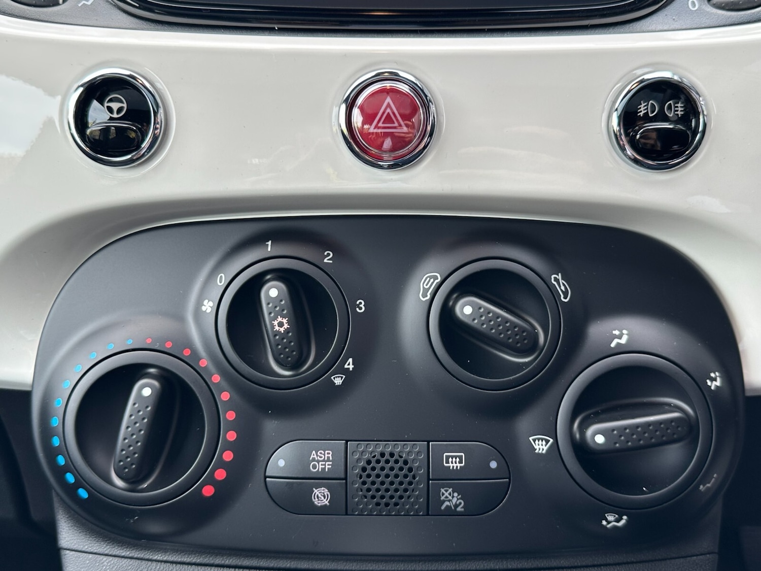 Used Fiat 500 2023 for sale - 76868845: Photo 29