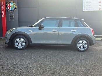 Used MINI Hatch 2021 for sale - 77232279: Photo