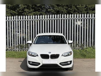 Used BMW 2 Series 2014 for sale - 77655799: Photo