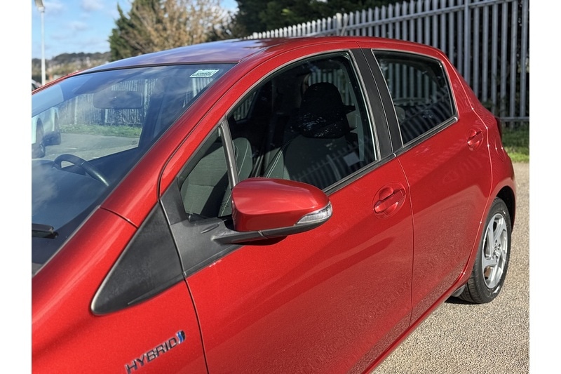 Used Toyota Yaris 2015 for sale - 76287985: Photo 12