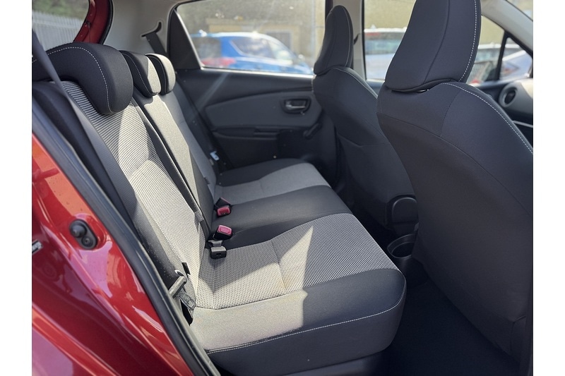 Used Toyota Yaris 2015 for sale - 76287985: Photo 20