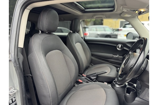 Used MINI Hatch 2019 for sale - 76181999: Photo 23