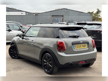 Used MINI Hatch 2019 for sale - 76181999: Photo 2
