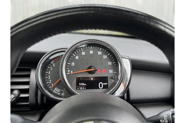 Used MINI Hatch 2019 for sale - 76181999: Photo 31