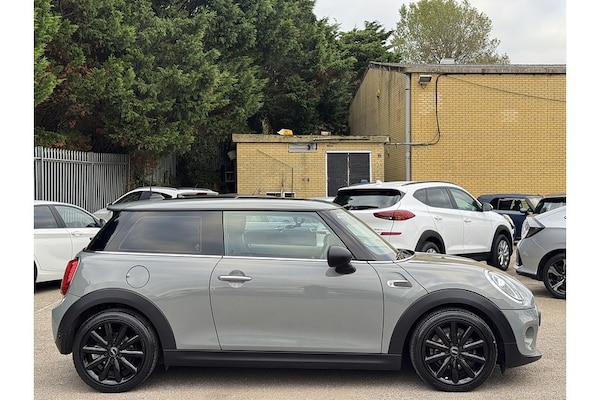 Used MINI Hatch 2019 for sale - 76181999: Photo 6