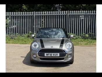 Used MINI Convertible 2018 for sale - 74830633: Photo