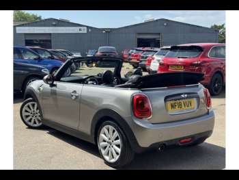 Used MINI Convertible 2018 for sale - 74830633: Photo