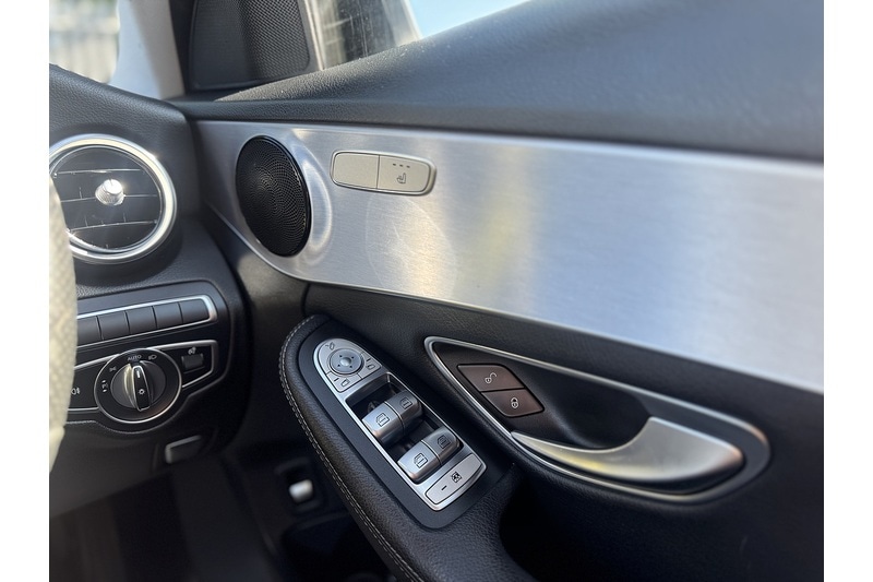 Used Mercedes-Benz C Class 2018 for sale - 77065435: Photo 34