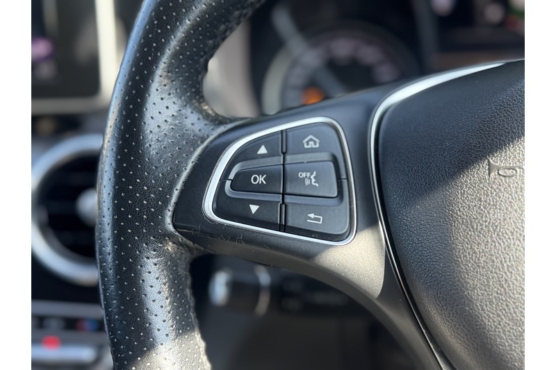 Used Mercedes-Benz C Class 2018 for sale - 77065435: Photo 40