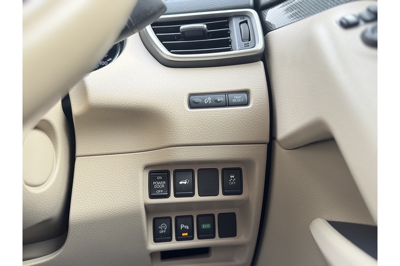 Used Nissan X-Trail 2016 for sale - 76320273: Photo 30