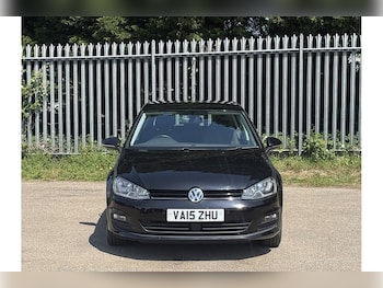Used Volkswagen Golf 2015 for sale - 74930606: Photo
