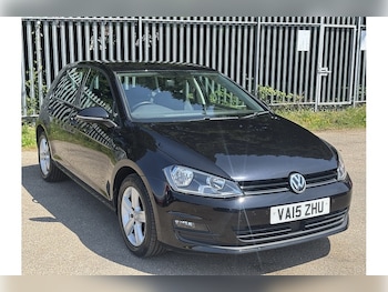 Used Volkswagen Golf 2015 for sale - 74930606: Photo