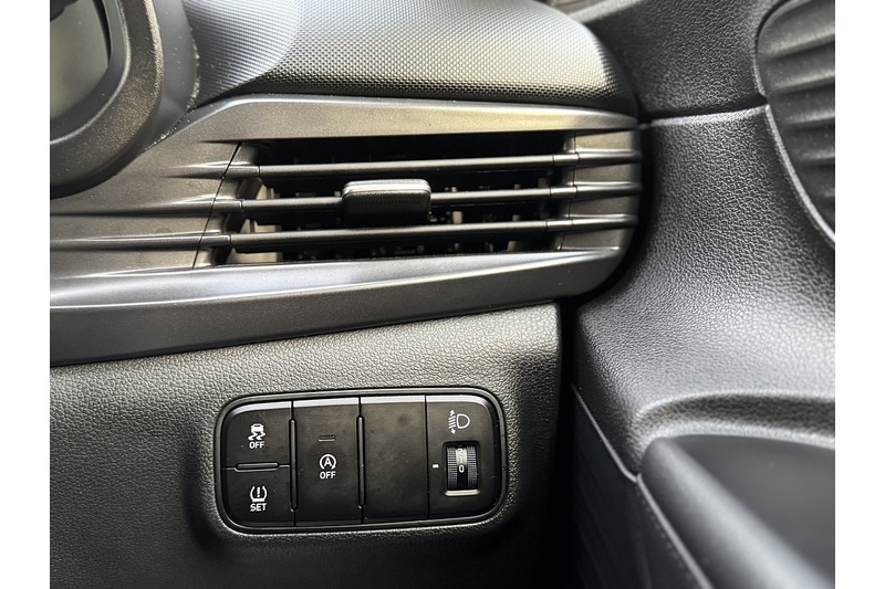 Used Hyundai BAYON 2021 for sale - 76407109: Photo 39