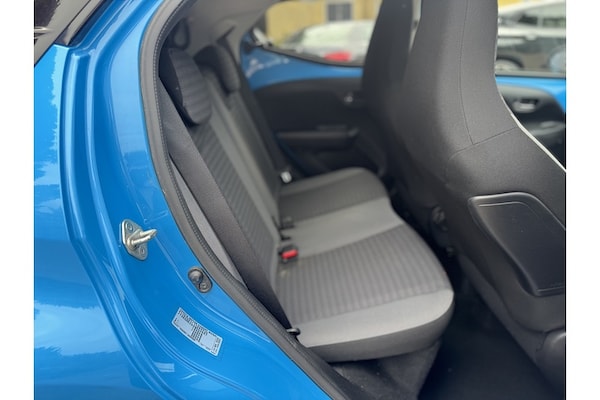 Used Toyota AYGO 2018 for sale - 75336438: Photo 26