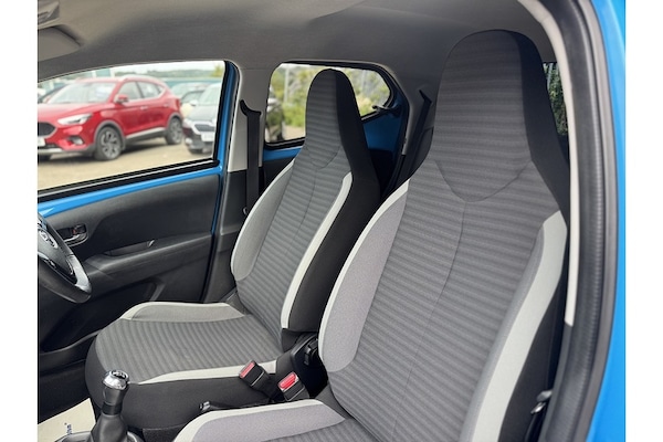 Used Toyota AYGO 2018 for sale - 75336438: Photo 29