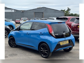 Used Toyota AYGO 2018 for sale - 75336438: Photo