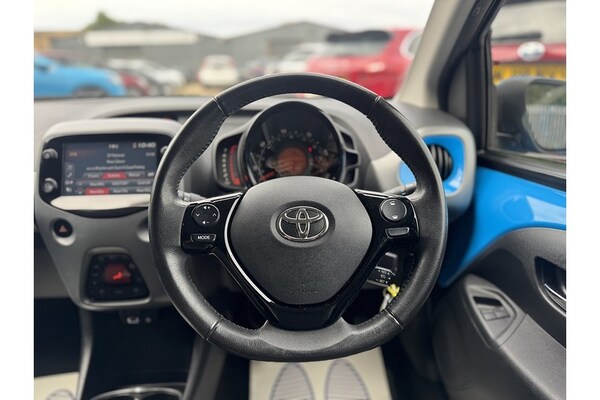 Used Toyota AYGO 2018 for sale - 75336438: Photo 31